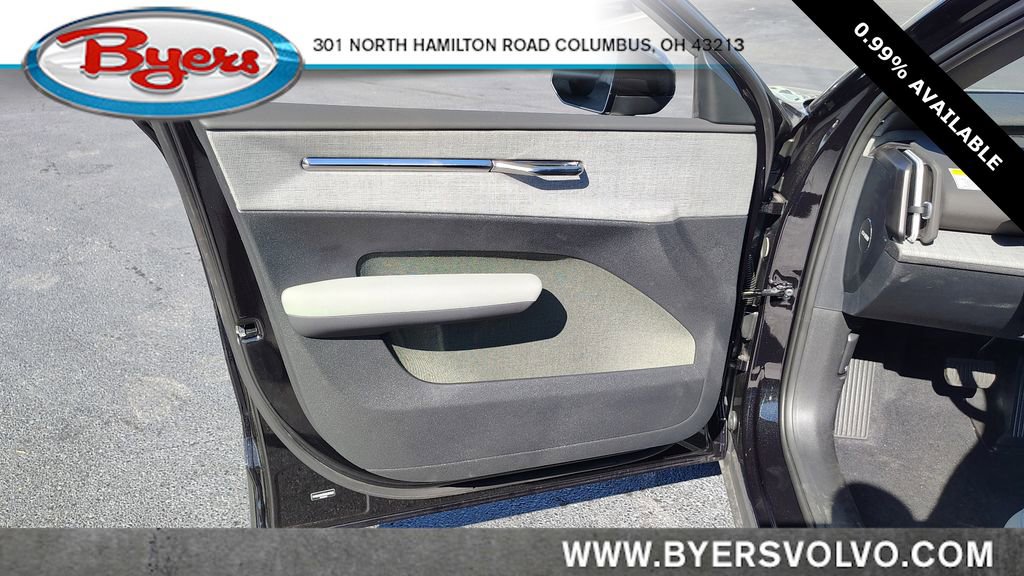 New 2025 Volvo EX30 Plus w/ Climate Package image 8