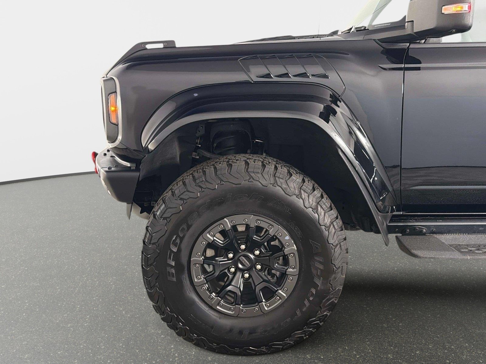 Used 2024 Ford Bronco Raptor w/ Interior Carbon Fiber Pack 6 AWD/4WD image 13