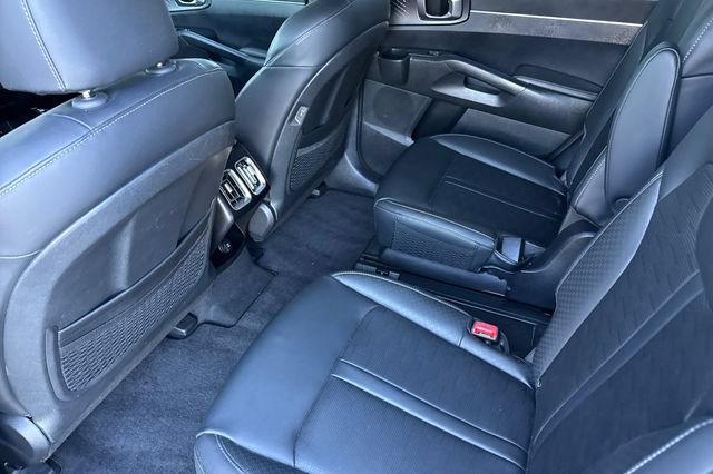 Certified 2025 Kia Sorento EX AWD/4WD image 15