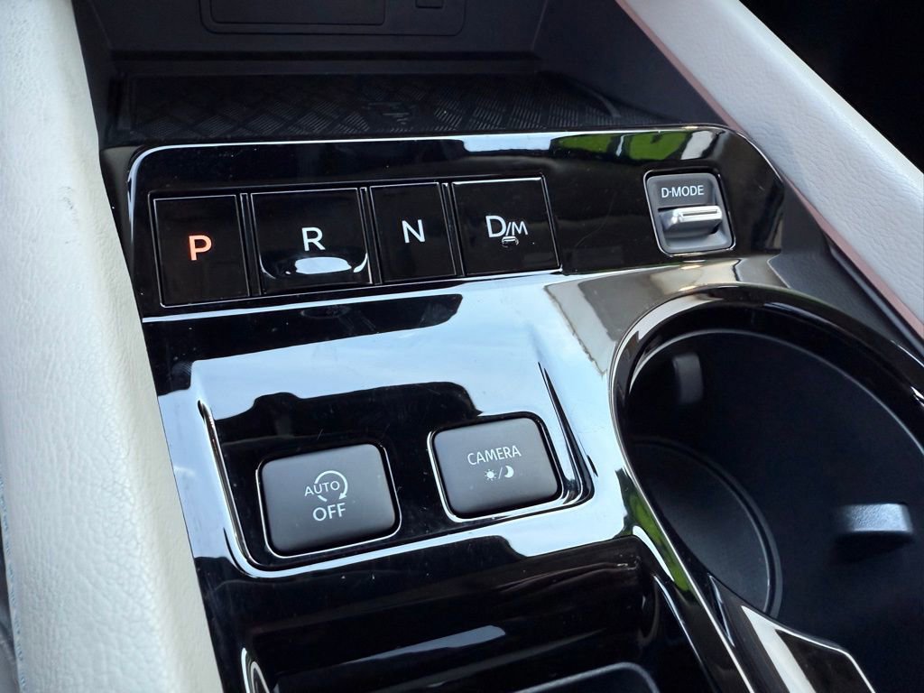 Used 2025 Nissan Murano Platinum image 25