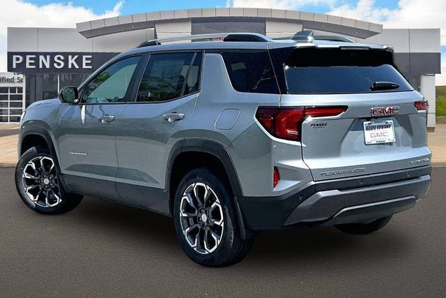 New 2026 GMC Terrain Elevation w/ Elevation Premium Package AWD/4WD image 3