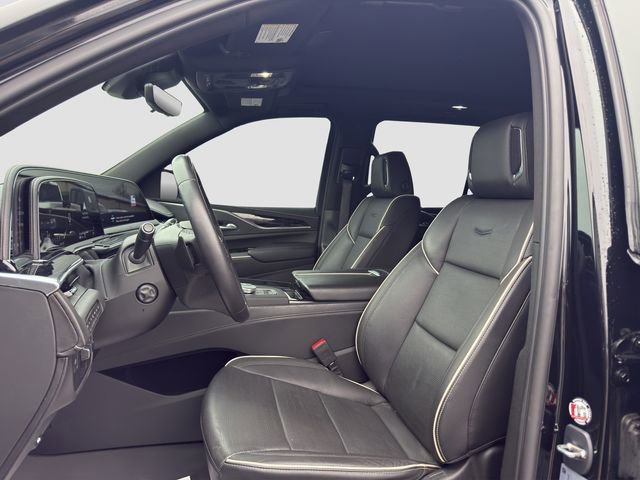 Used 2023 Cadillac Escalade Sport w/ LPO, ONYX Package image 9