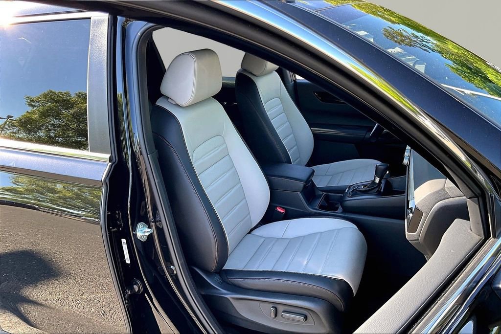 Certified 2025 Honda CR-V Sport Touring image 20