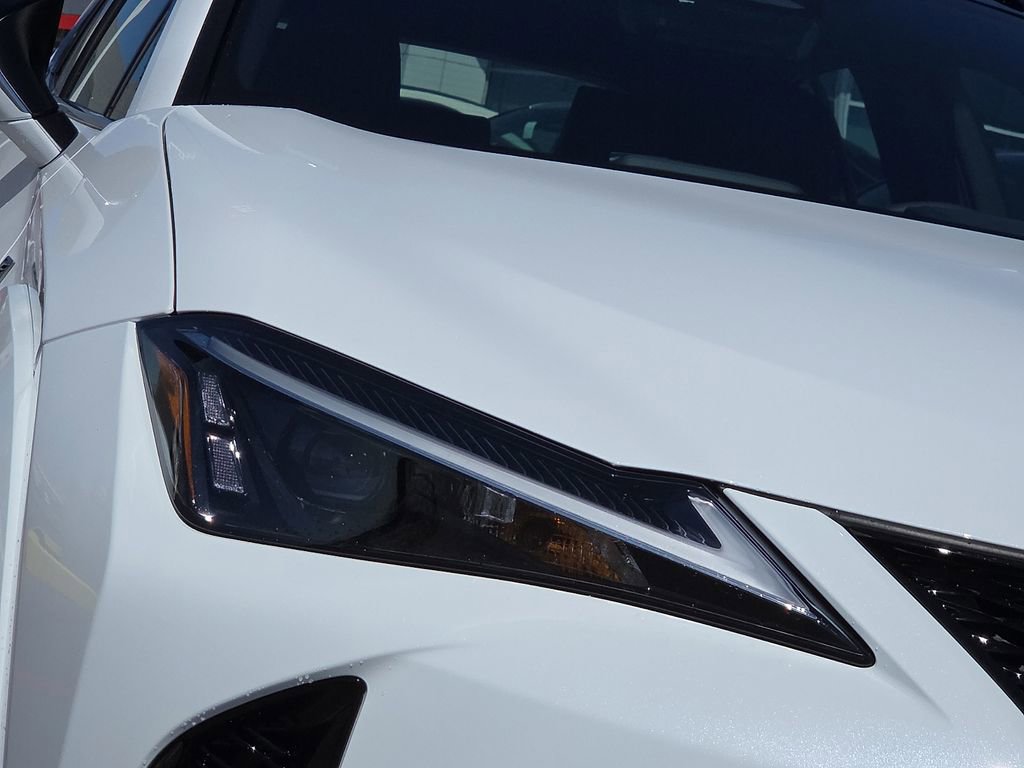 New 2026 Lexus UX 300h FWD image 8