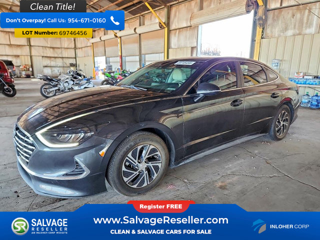 Used 2021 Hyundai Sonata Blue FWD image 1