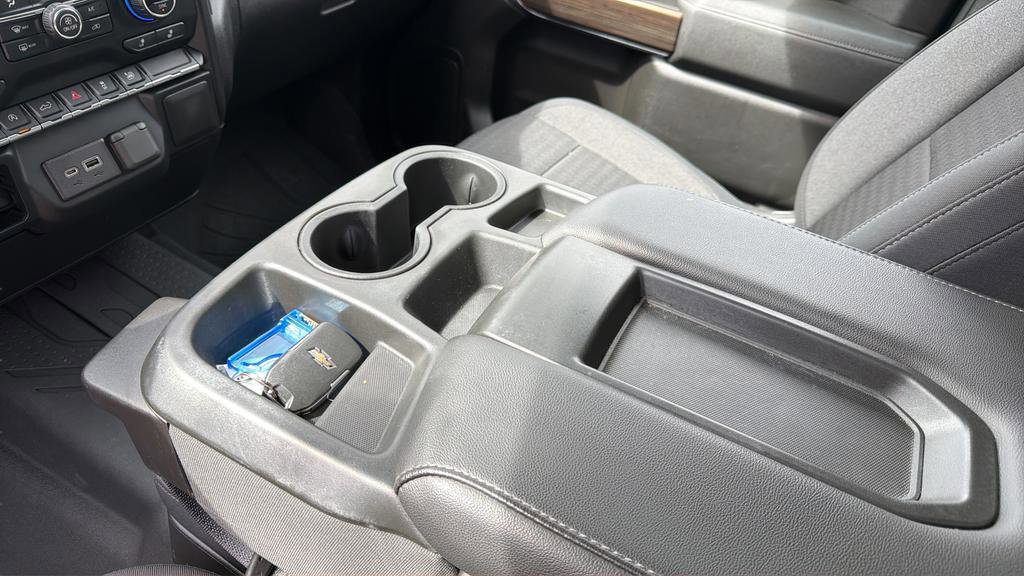 Used 2020 Chevrolet Silverado 1500 LT w/ All-Star Edition image 26