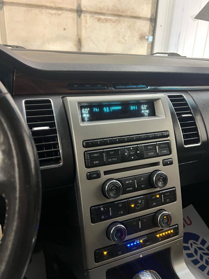 Used 2011 Ford Flex SEL image 14