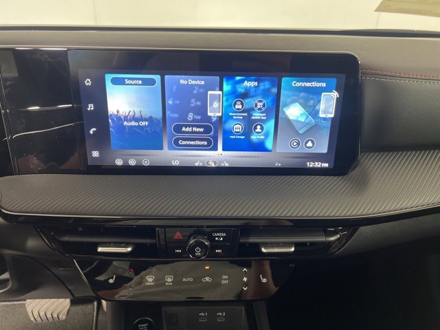 New 2026 Nissan Kicks SR w/ Cold Weather Package image 20