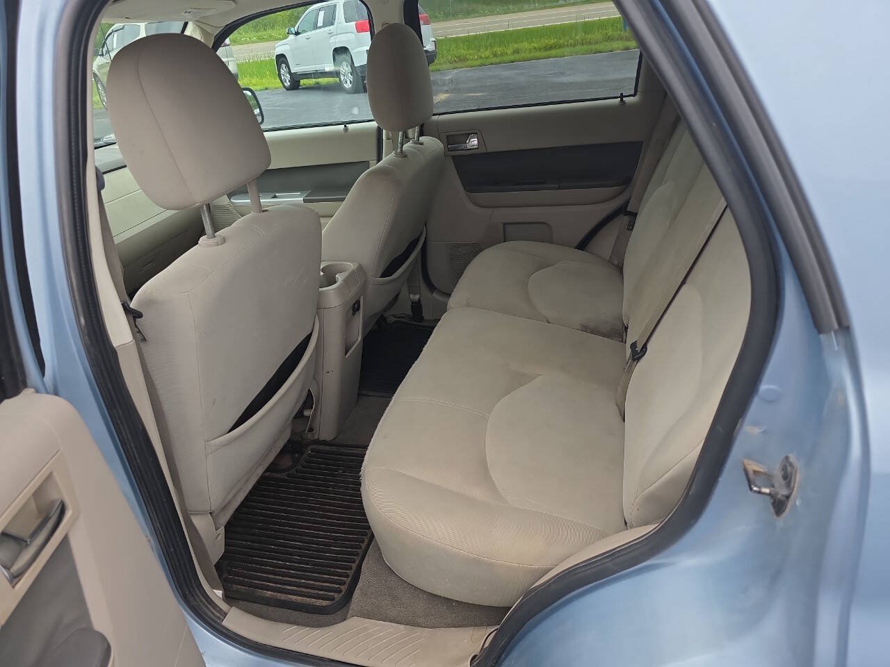 Used 2009 Mercury Mariner 4WD image 11