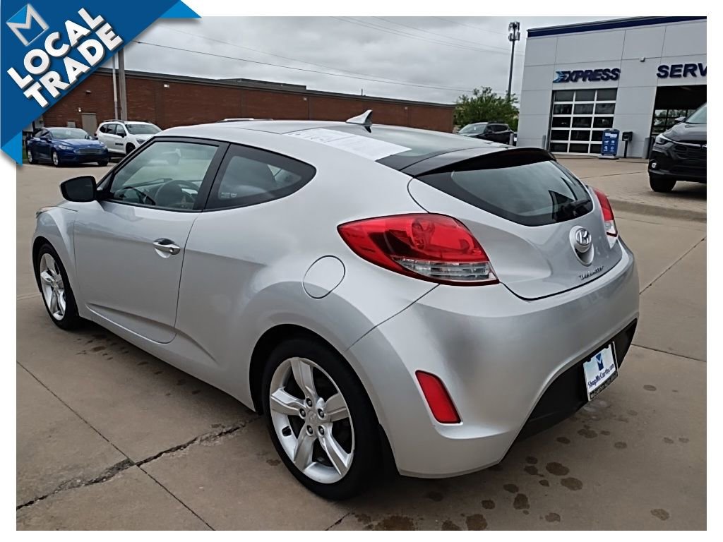 Used 2012 Hyundai Veloster FWD image 9