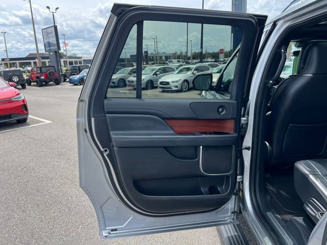Used 2022 Lincoln Navigator L Reserve RWD image 43