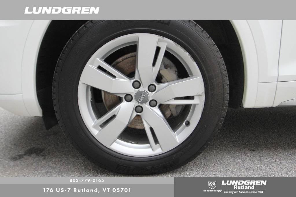 Used 2018 Audi Q5 Premium AWD/4WD image 12