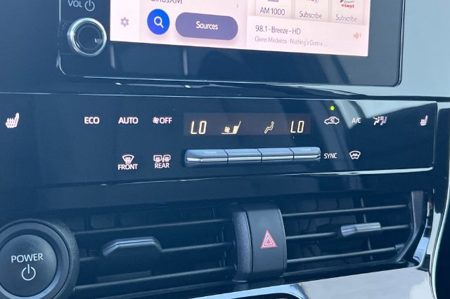 Certified 2023 Subaru Solterra AWD image 23