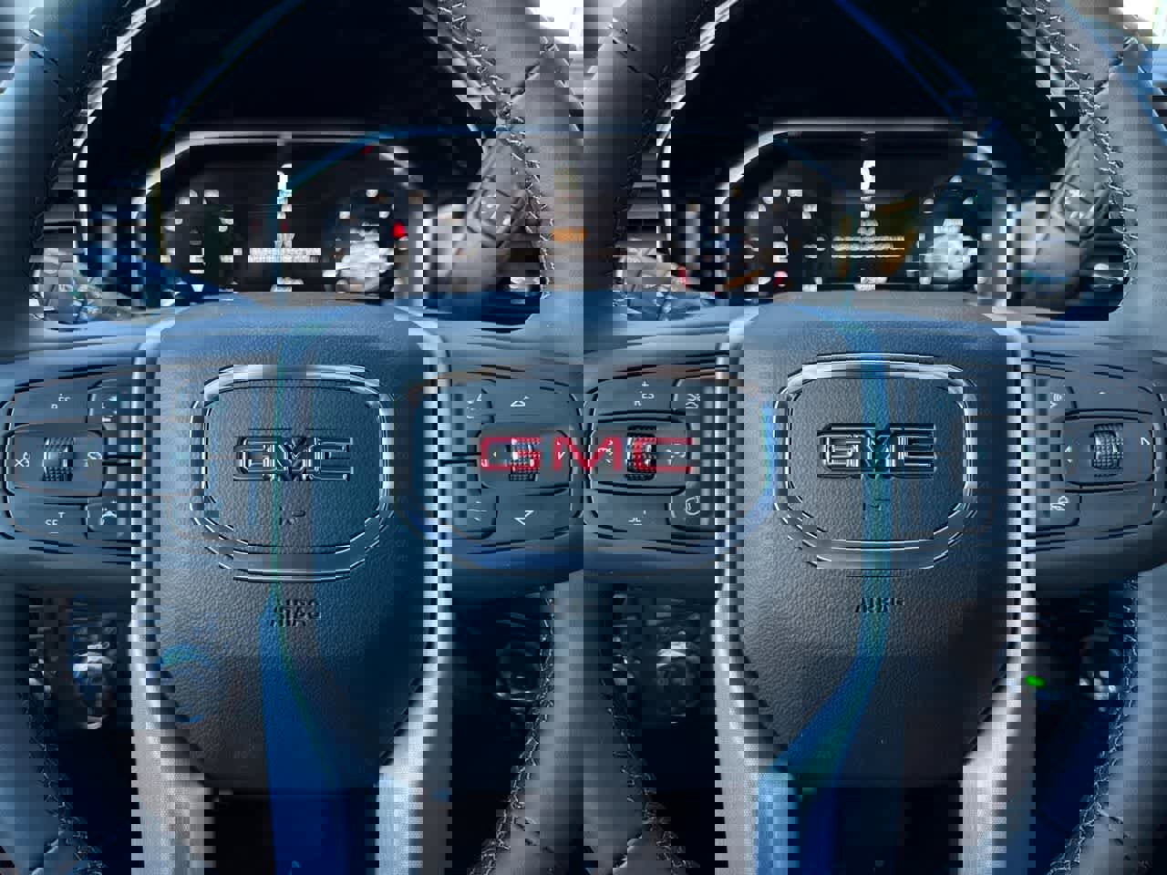 New 2026 GMC Sierra 1500 SLE w/ LPO, Black Badging Package image 30