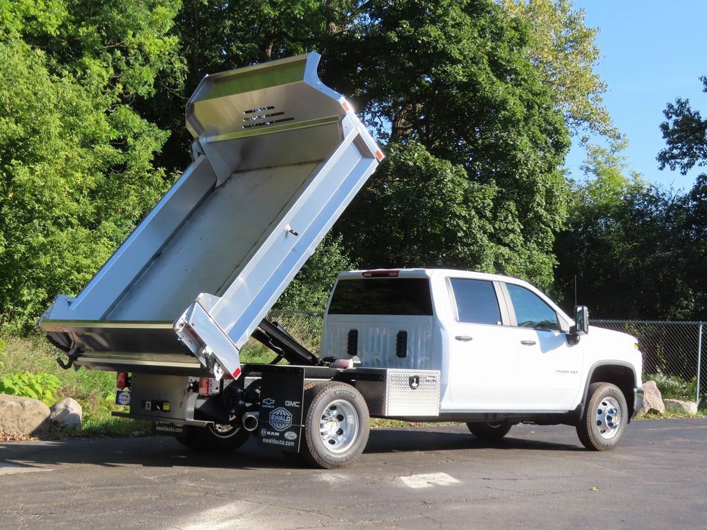 New 2025 Chevrolet Silverado 3500 W/T AWD/4WD image 5