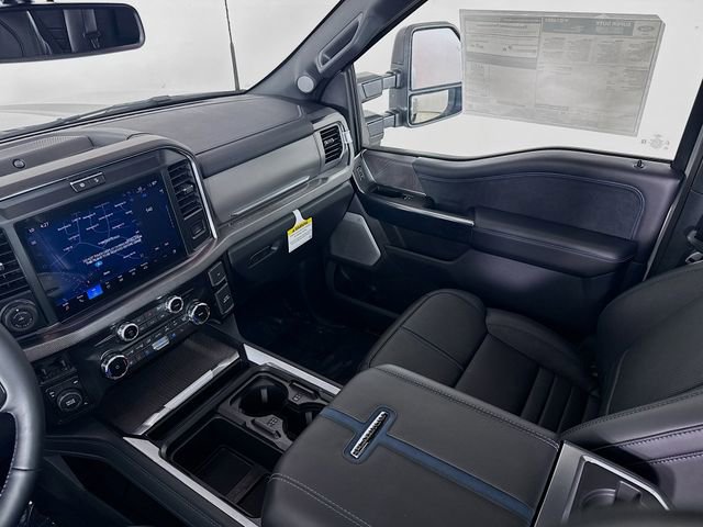 New 2025 Ford F450 Platinum w/ FX4 Off-Road Package image 25