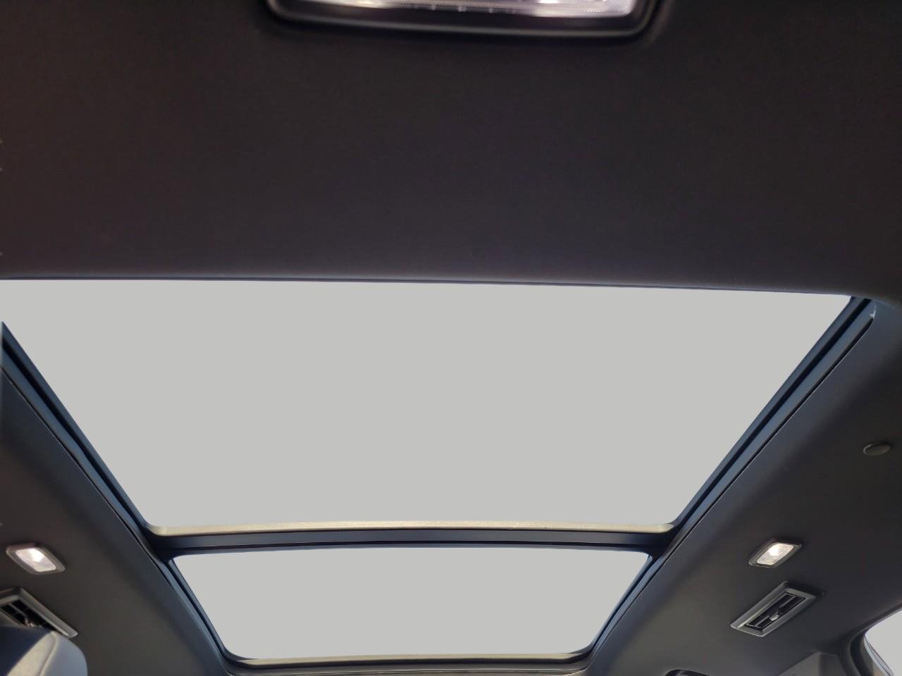 Certified 2024 Chevrolet Traverse RS w/ LPO, Floor Liner Package image 26