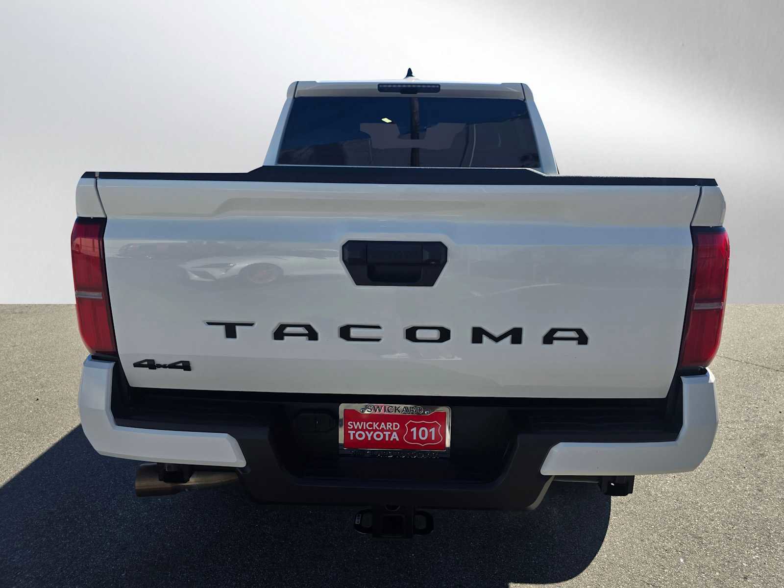 Used 2024 Toyota Tacoma TRD Sport image 4