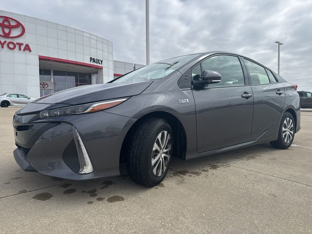 Used 2018 Toyota Prius Prime Plus image 6
