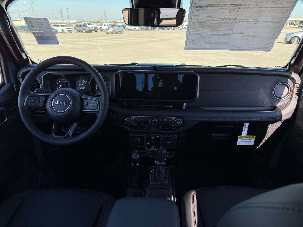 New 2025 Jeep Gladiator Rubicon image 19