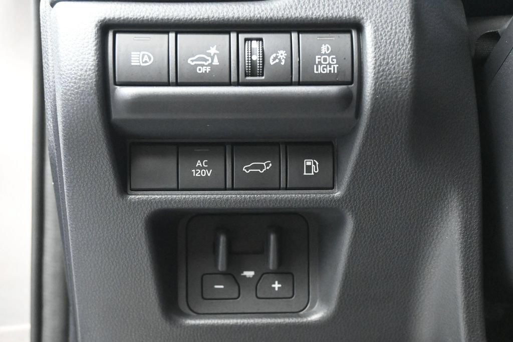 Used 2025 Toyota Land Cruiser w/ Premium Package AWD/4WD image 16