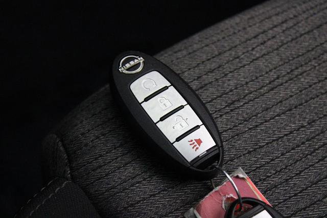 Certified 2022 Nissan Rogue SV FWD image 28