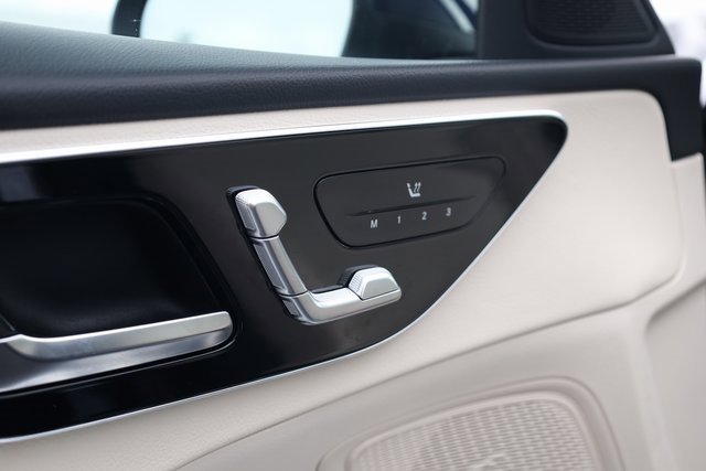 Used 2023 Mercedes-Benz C 300 4MATIC Sedan image 16