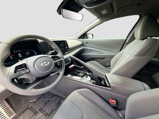 Certified 2025 Hyundai Elantra Sport FWD image 20