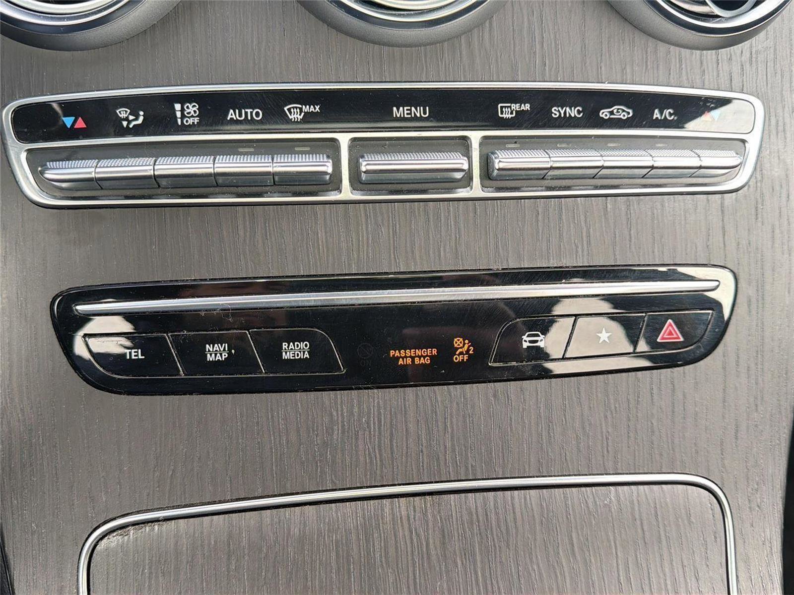 Used 2022 Mercedes-Benz GLC 300 4MATIC image 26