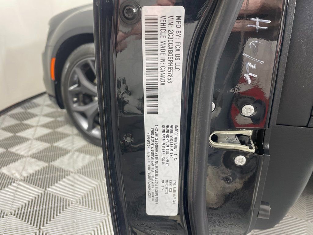 Used 2023 Chrysler 300 S image 28