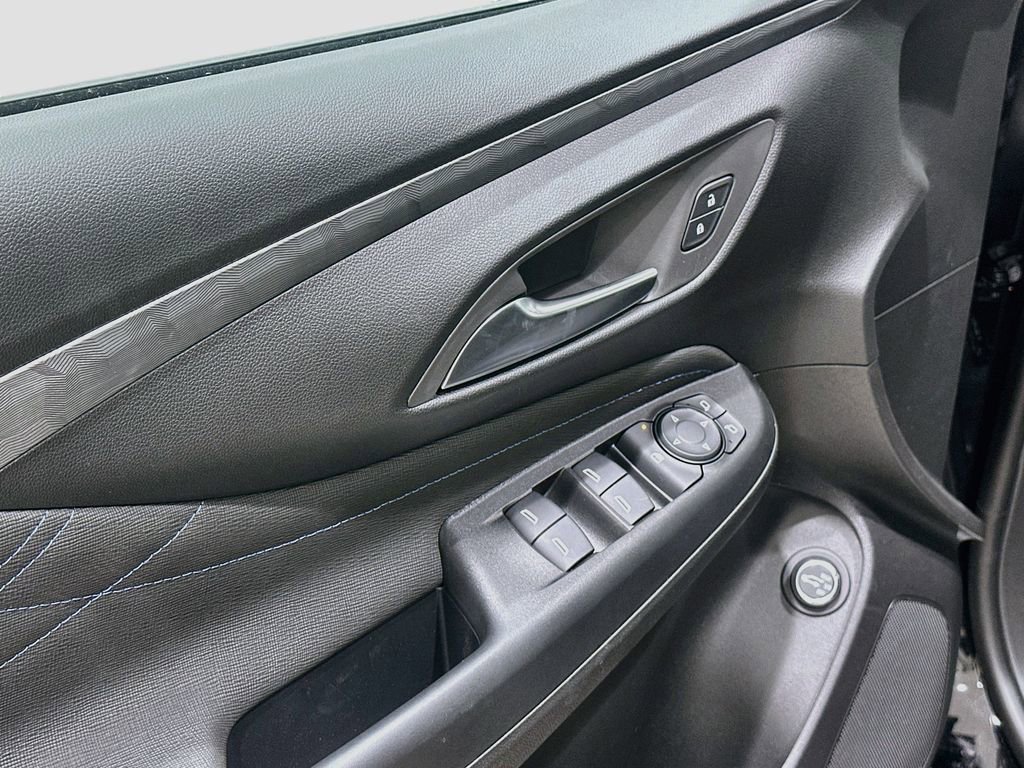 New 2026 Buick Envista Sport Touring w/ Convenience I Package FWD image 17