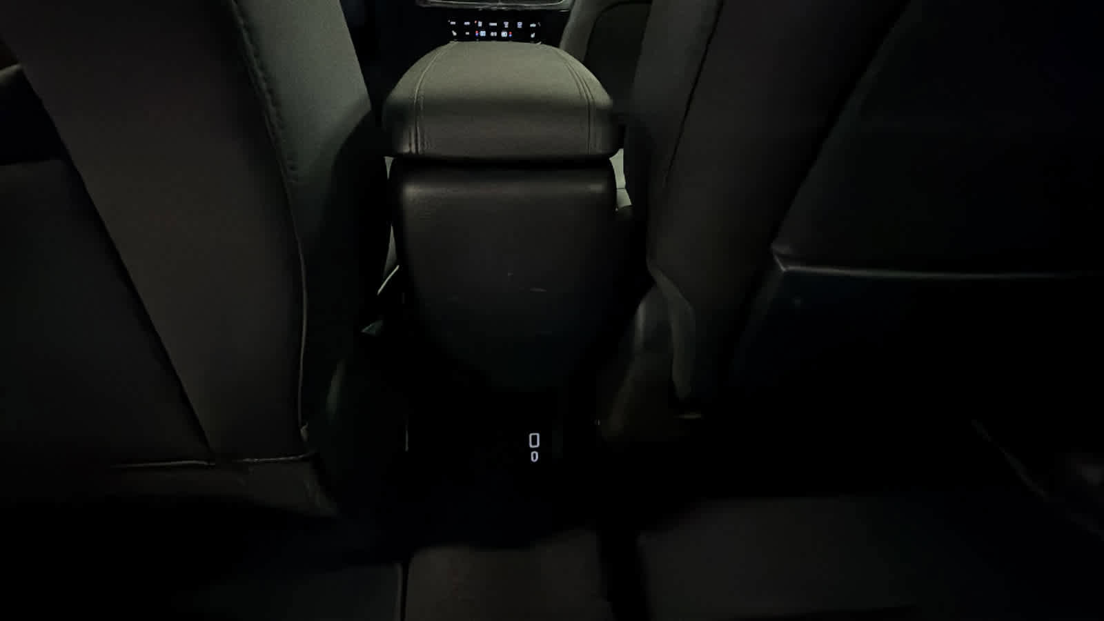 Certified 2024 Buick Encore GX Avenir w/ Avenir Technology Package image 25