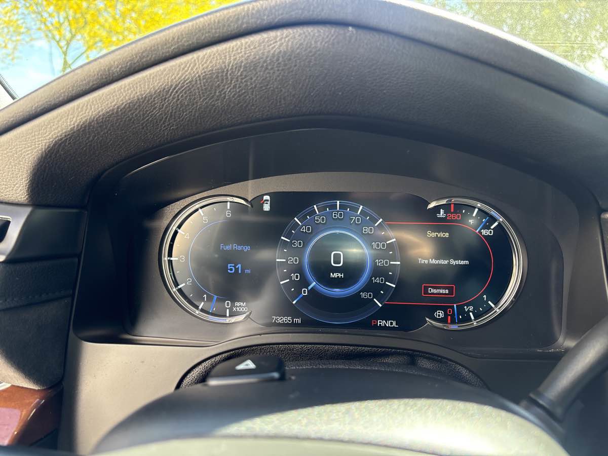 Used 2019 Cadillac Escalade ESV Luxury AWD/4WD image 31
