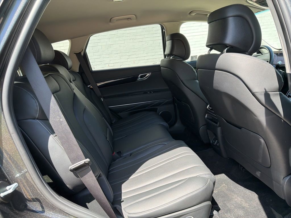 Used 2025 Genesis GV80 2.5T Standard AWD/4WD image 10
