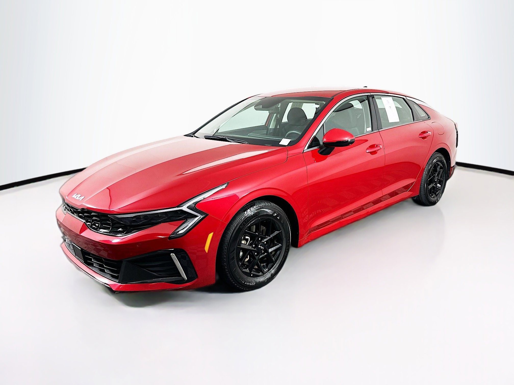 Used 2025 Kia K5 LXS FWD image 3