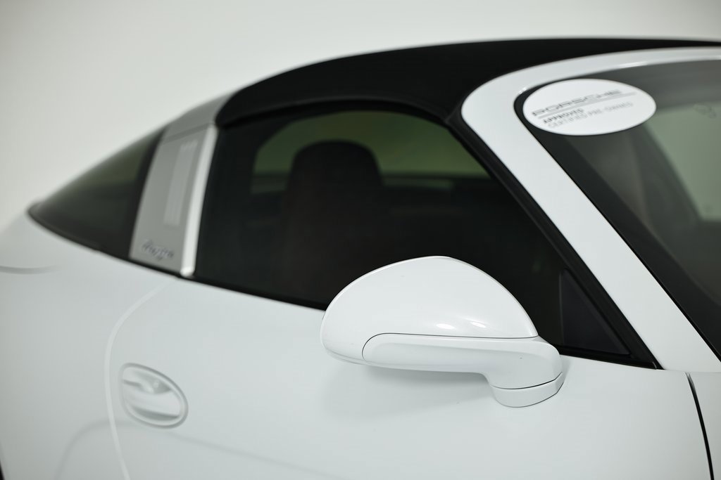 Certified 2015 Porsche 911 Targa 4S image 18