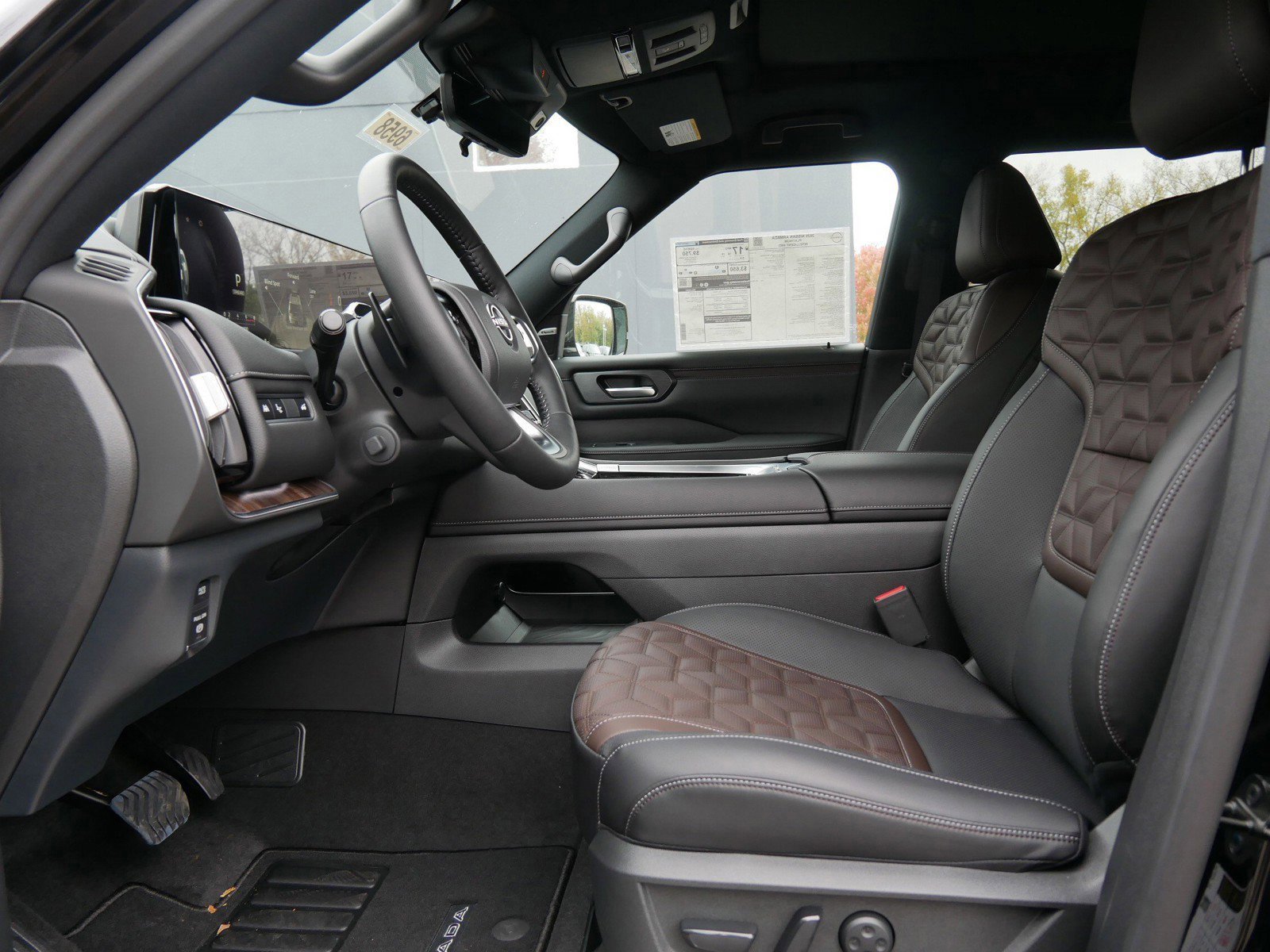 New 2026 Nissan Armada Platinum image 5