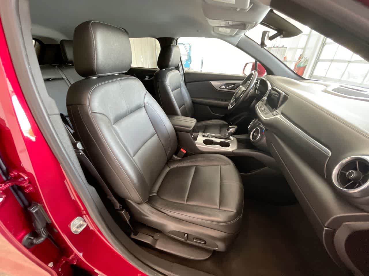 Used 2019 Chevrolet Blazer LT w/ LPO, 'HIT The Road' Package AWD/4WD image 24