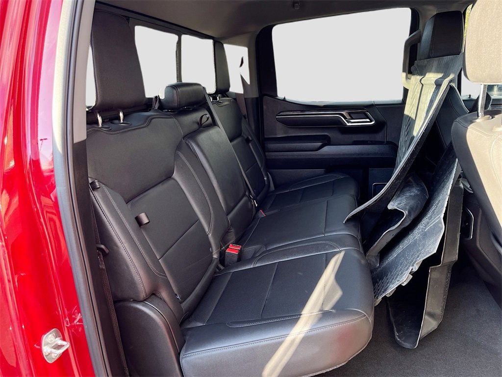 Used 2025 Chevrolet Silverado 1500 LTZ image 27