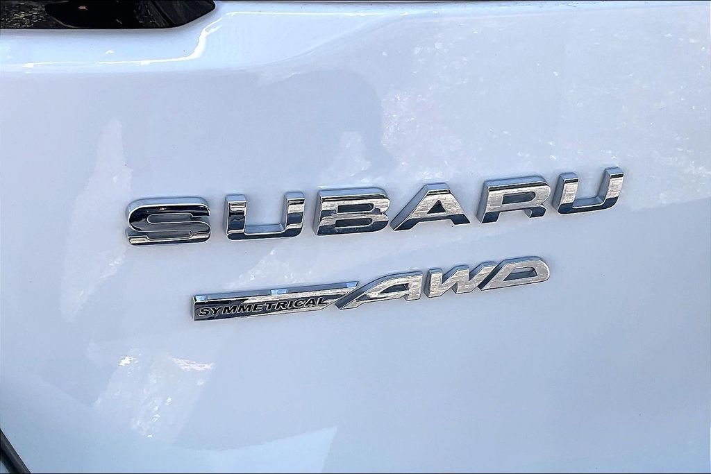 Certified 2024 Subaru Outback Limited AWD/4WD image 34