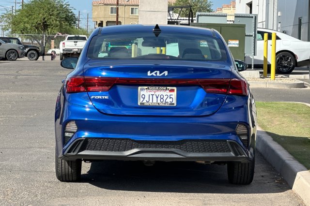 Used 2024 Kia Forte LXS w/ LXS Technology Package FWD image 4
