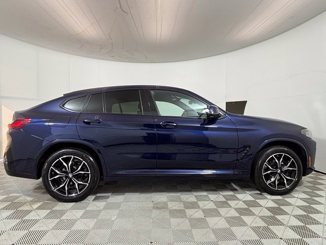 Certified 2024 BMW X4 xDrive30i w/ Premium Package AWD/4WD image 8