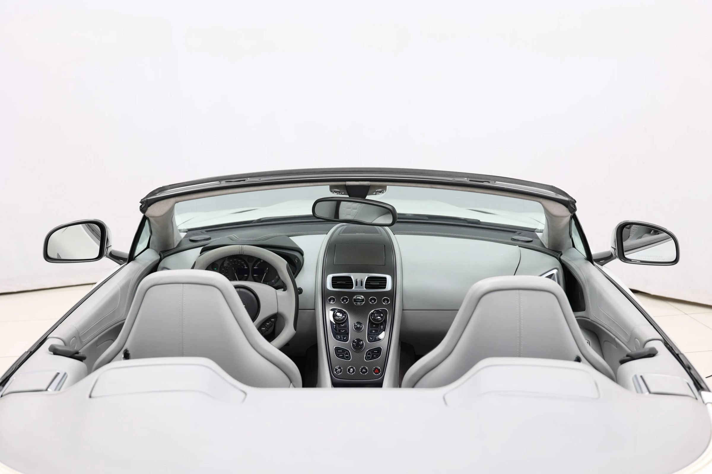 Used 2014 Aston Martin Vanquish Volante RWD image 67