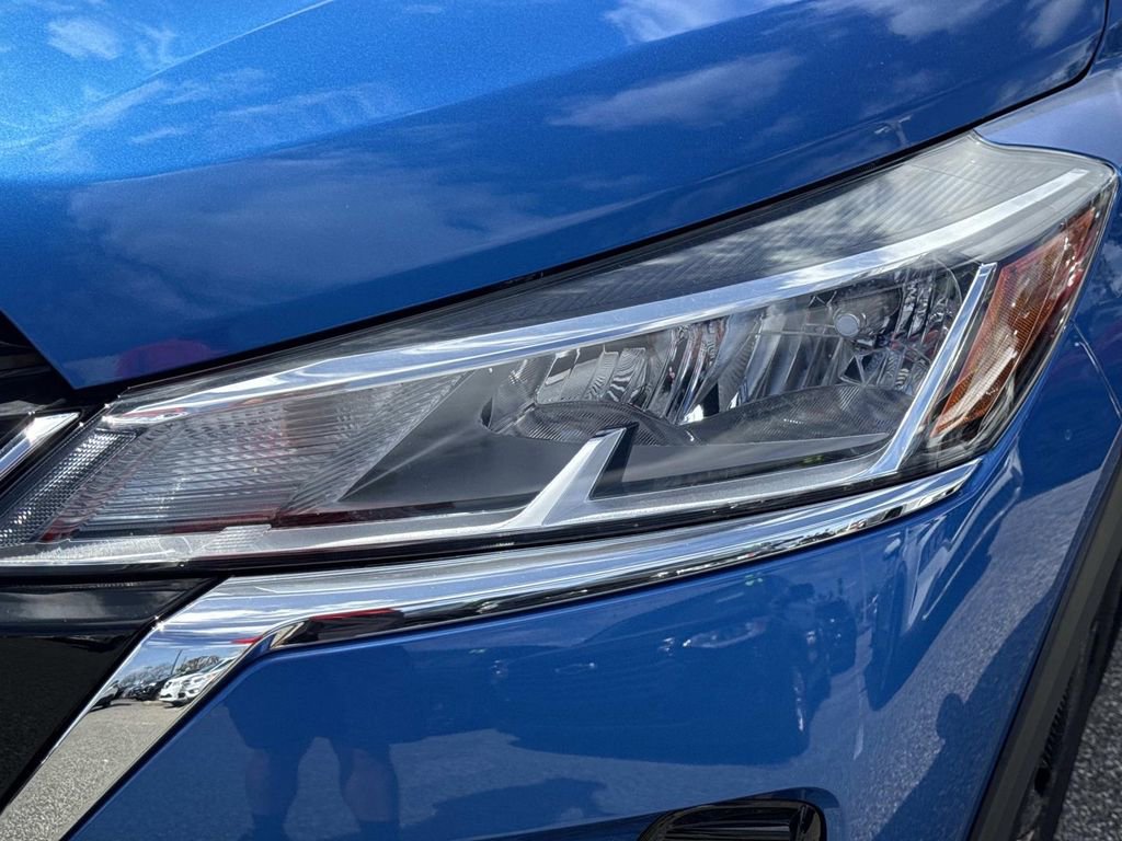 Certified 2025 Nissan Kicks Play S image 10