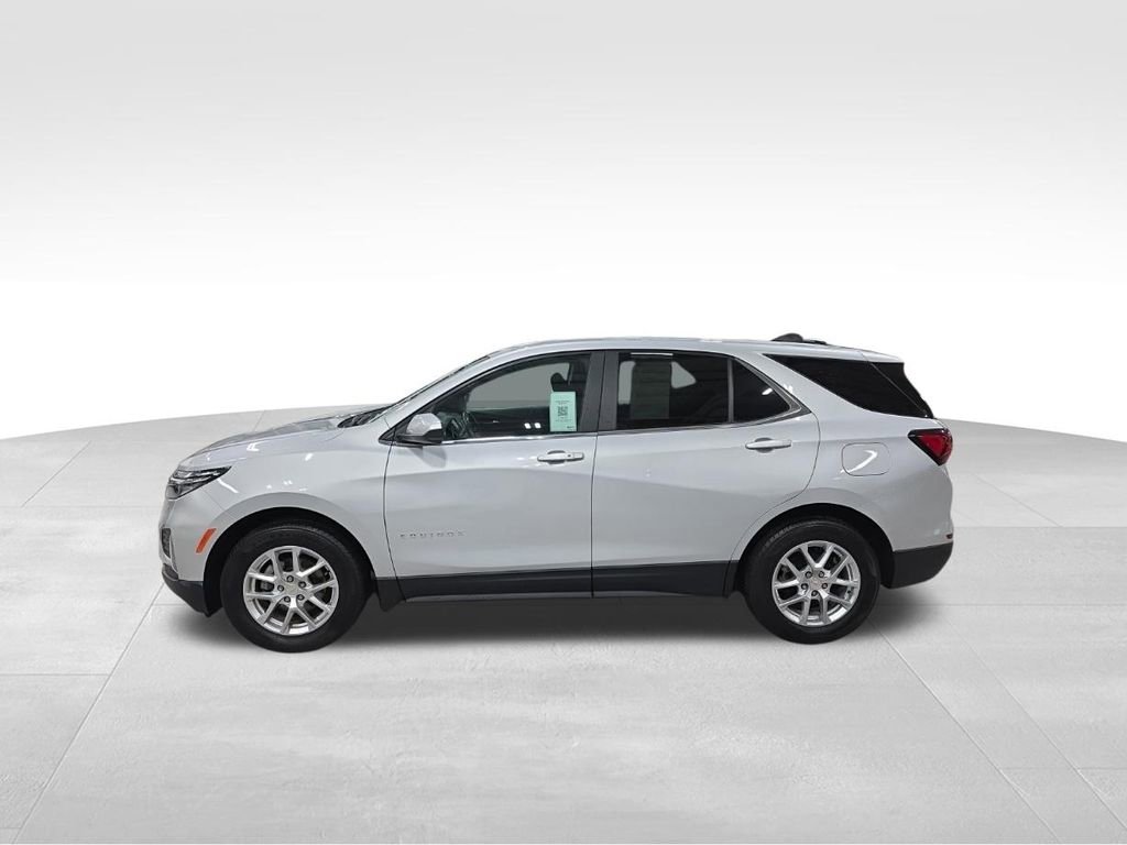 Used 2022 Chevrolet Equinox LT FWD image 2