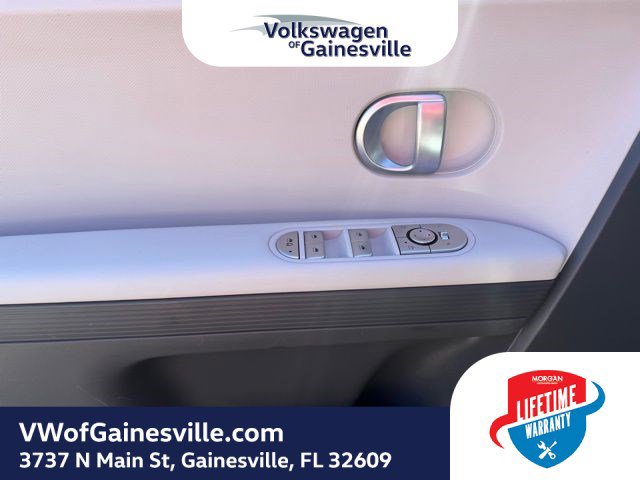 Used 2024 Hyundai Ioniq 5 SEL image 16