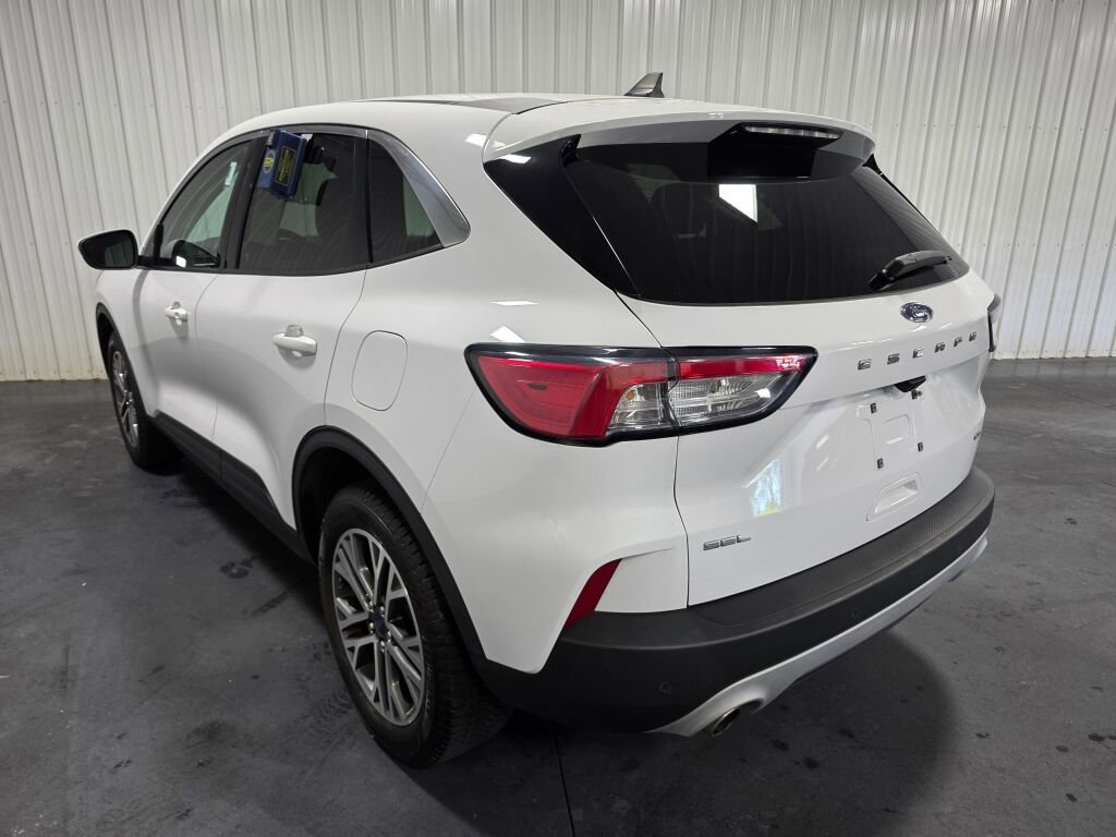 Used 2022 Ford Escape SEL AWD/4WD image 3