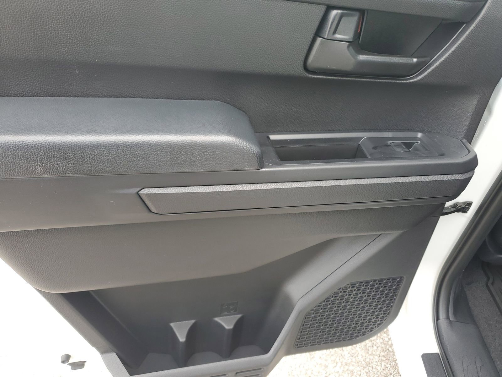 New 2026 Toyota Tacoma SR AWD/4WD image 15