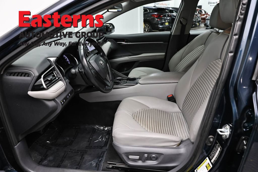 Used 2021 Toyota Camry SE FWD image 14