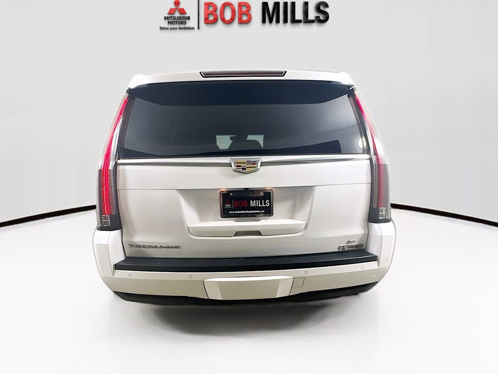 Used 2016 Cadillac Escalade Platinum image 6